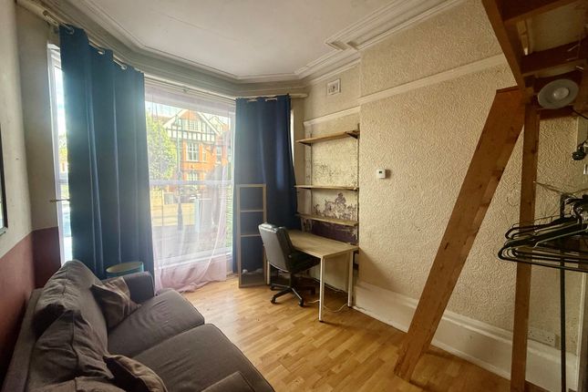 Flat 1A, Moseley photo 4