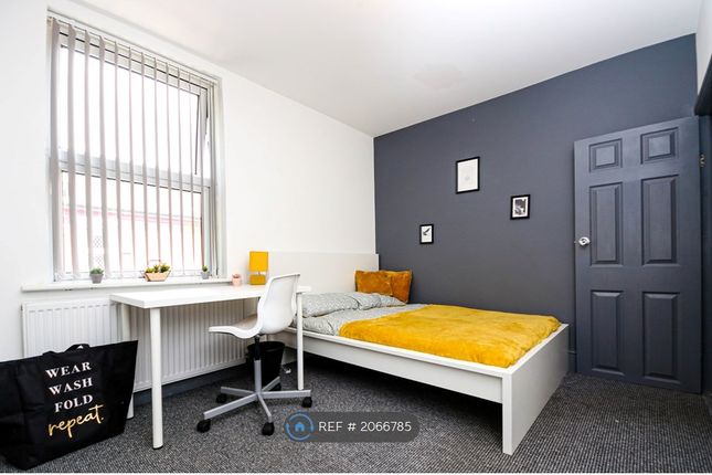 Thumbnail Room to rent in Gerald Road, Salford