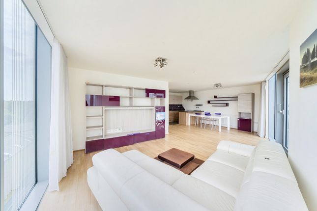 15, Atrium Heights, Greenwich photo 2