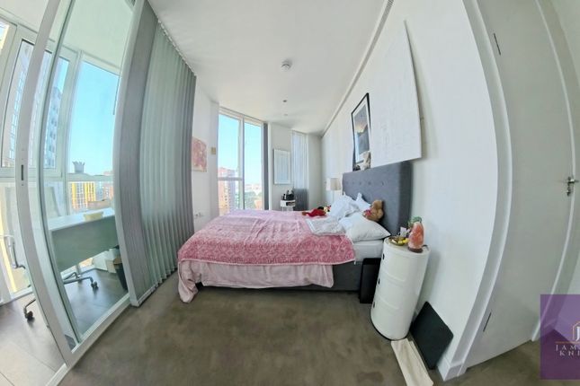 Apartment 1704 Sky Gardens 143-161, Wandsworth Road, Greater London photo 2