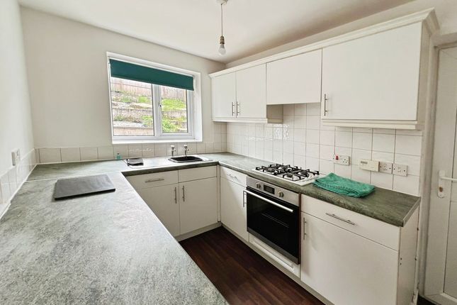 12, Chancel Place, Darwen photo 3