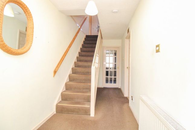 8, Argyle Court, Tain photo 2