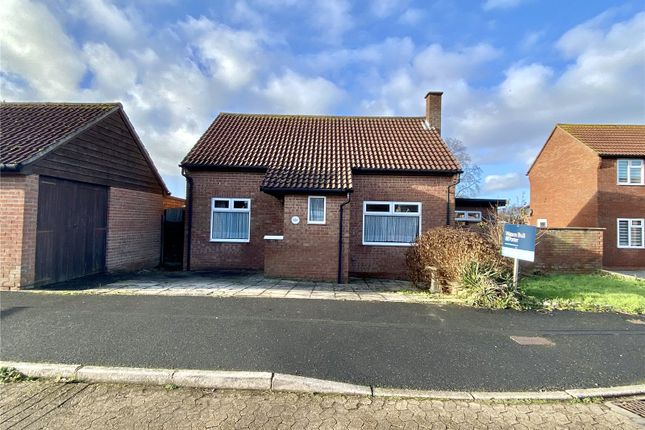 Bungalow for sale in Woodhall Drive, Sandown