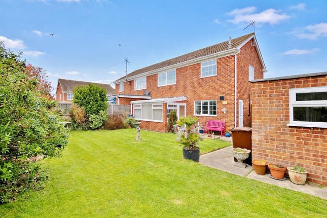 7, Greville Close, Walton-on-the-Naze photo 3
