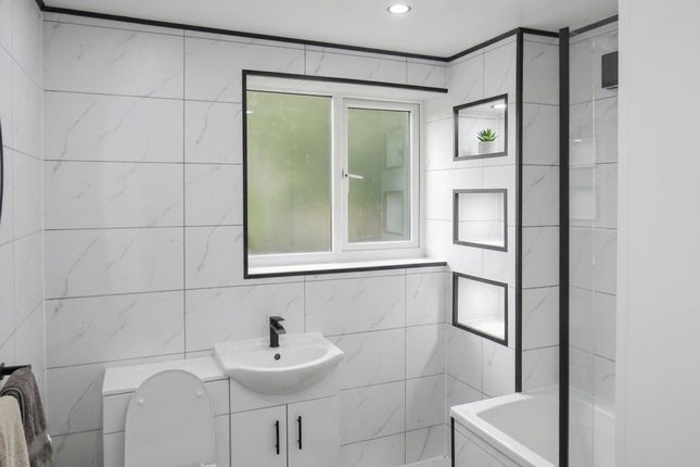 135 Borron Road, Newton-Le-Willows photo 4