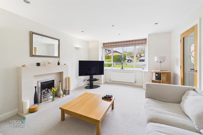 17, Applecross Drive, Burnley photo 2