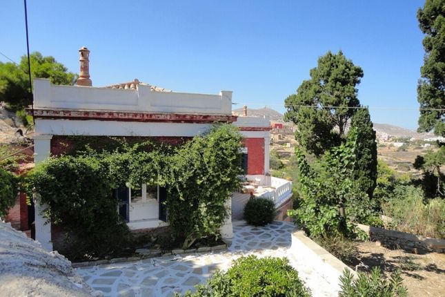 Villa for sale in Syros, Syros - Ermoupoli Municipality 841 00, Greece
