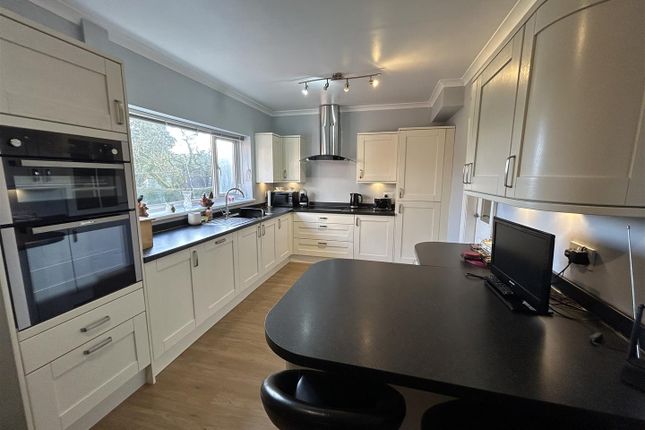 1, Greenoak Lane, Yokefleet photo 3