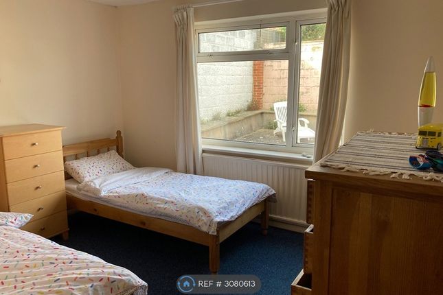 Denton, Newhaven photo 3