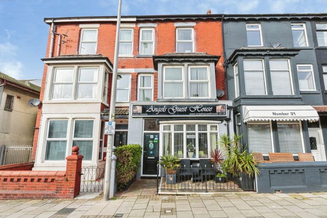 9-bed house on 29, Reads Avenue, Lancashire, £150,000