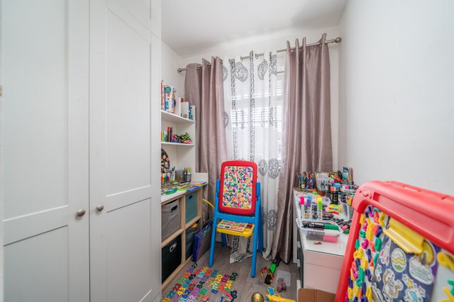 Terraced house for sale in Buckleigh Road, London