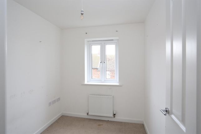 End terrace house for sale in Chester Road, Wellingborough