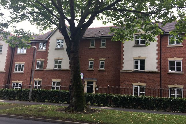 2 bed flat to rent in Greenwood Road, Wythenshawe, Manchester M22