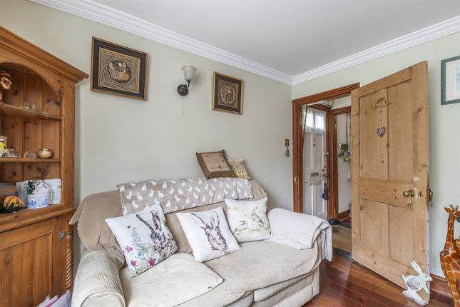 Mill Cottage, Oare Road, Faversham photo 4