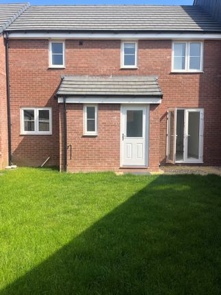 Thumbnail Property to rent in Hawkfinch Drive, Houndstone, Yeovil