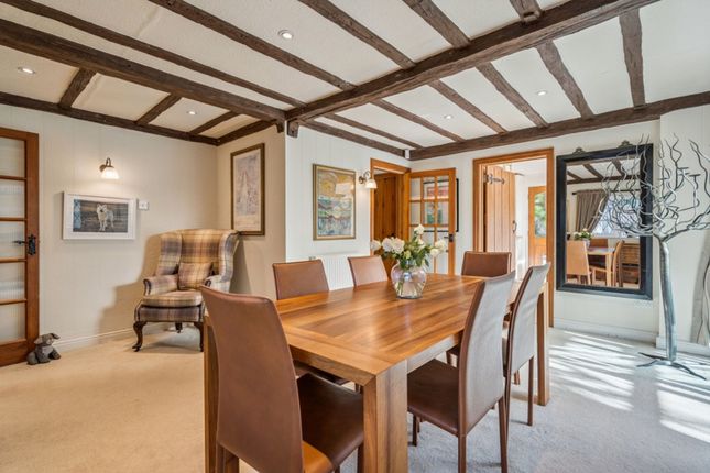 Applegate Cottage Studridge Lane, Princes Risborough photo 2