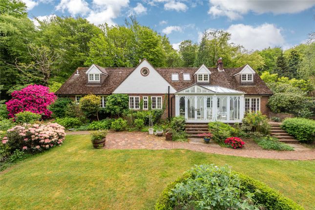4-bed detached on Sheephouse Lane, Dorking, £1,195,000