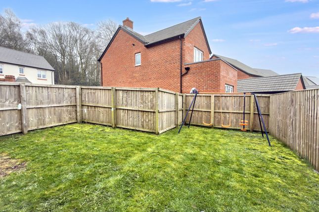 1 Olive Grove, Coalville photo 4