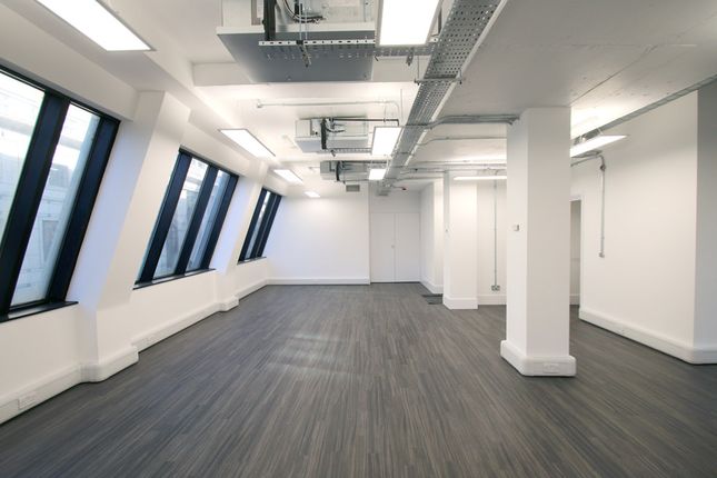 Office to let in 42/44 Bishopsgate, City, London
