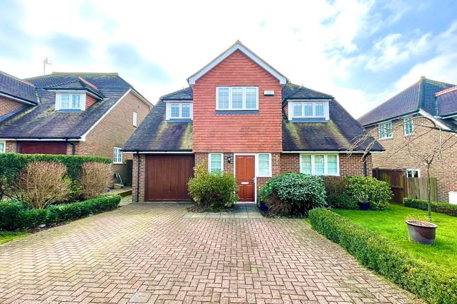 Thumbnail Detached house to rent in Great Field Place, East Grinstead