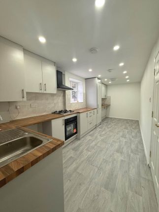21, Inglrside, Slough photo 4