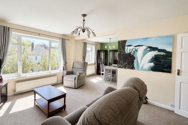 33 St. Peters Crescent, Bexhill-On-Sea photo 4