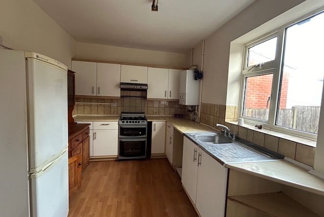 1, Kerrysdale Avenue, Leicester photo 5