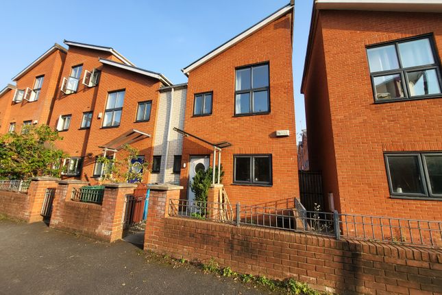 3Â Bedroom Terraced For Rent