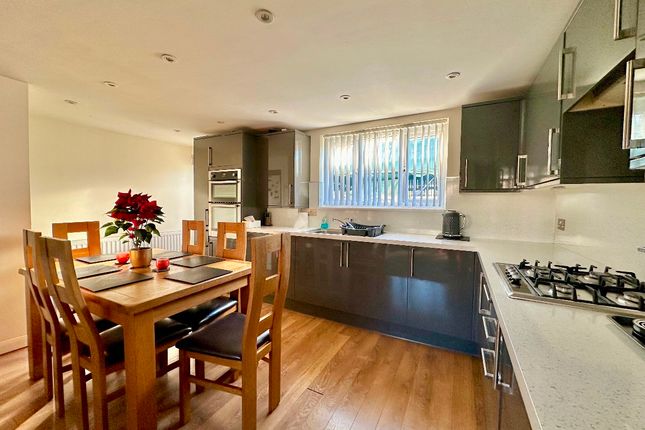 73 Colne Drive,, Romford photo 4