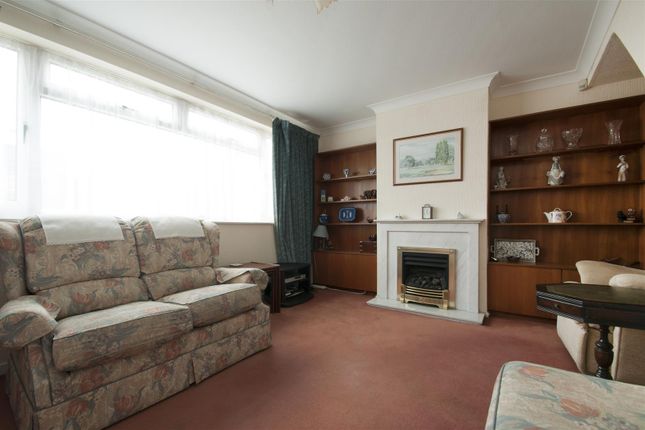 18, Kennett Road, Slough photo 4