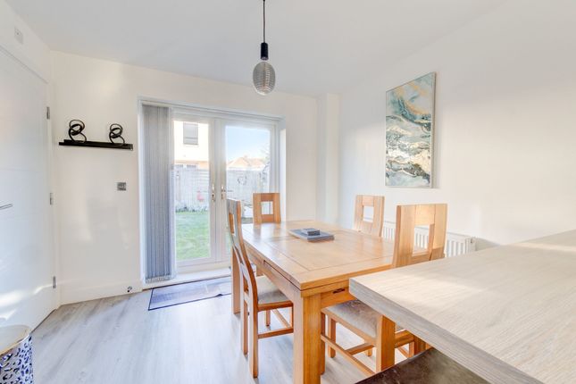 2 Taiga Place, Worksop photo 3