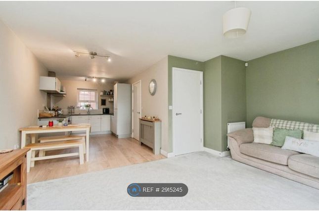 Melville Drive, West Yorkshire, Castleford photo 4