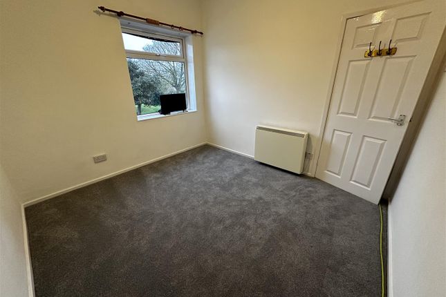 Flat to rent in Manchester Road, Southport