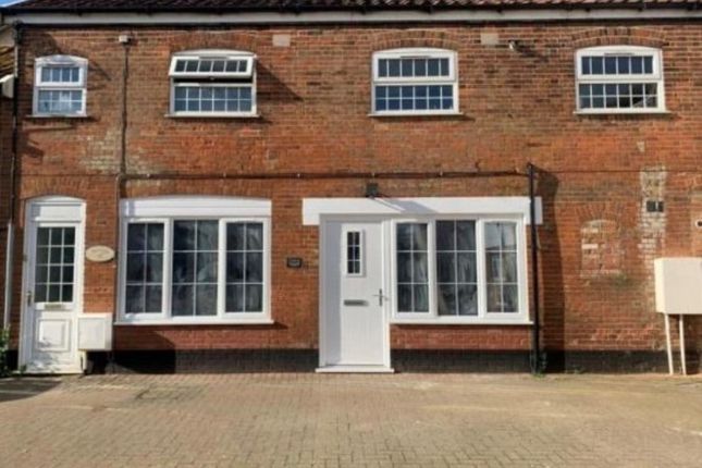 1 bed flat for sale in The Stables, New Inn, High Street, Watton, Thetford, Norfolk IP25