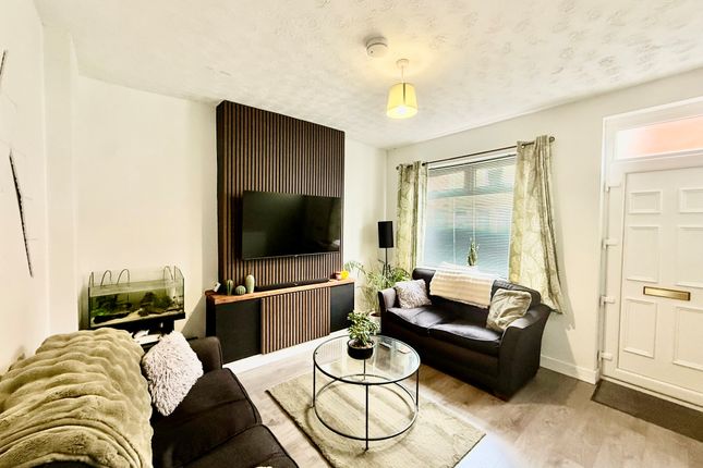 57, Nottingham photo 2