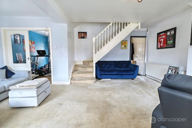 38 Orford Rise, Galley Common, Warwickshire photo 2