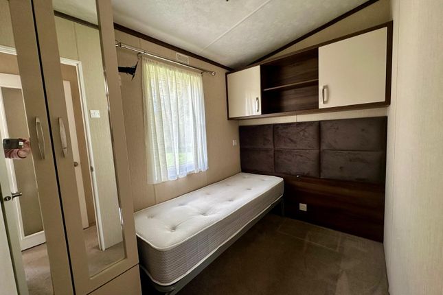 Mobile/park home for sale in Dobbs Weir, Essex Road, Hoddesdon