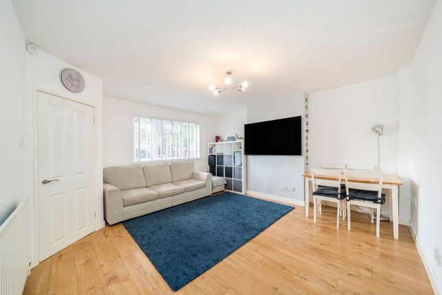 3-bed house on 53, Hornfair Road, London, £500,000