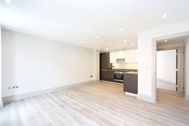Flat 4, Grayton House, Fulham photo 3