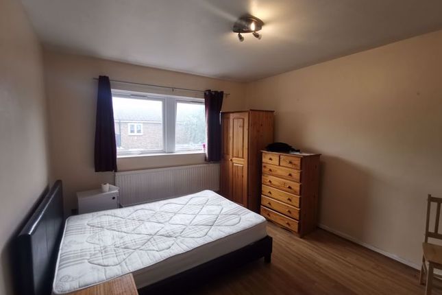 Thumbnail Terraced house to rent in Adeney Close, London