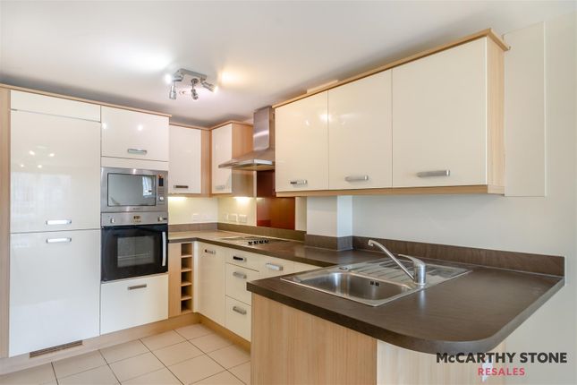 27 North Bay Court, 119 North Marine Road, Scarborough photo 4