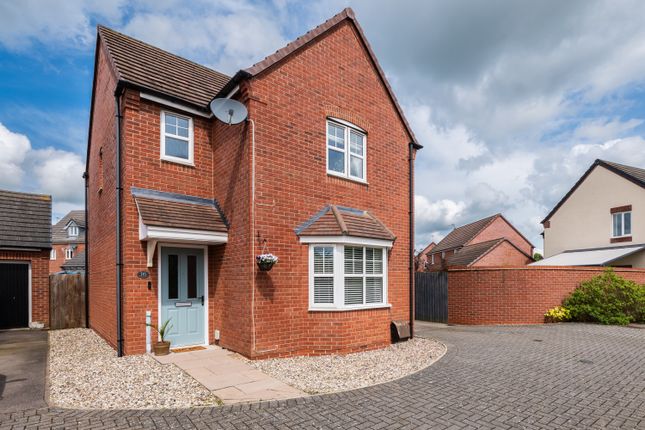 Thumbnail Detached house for sale in Macaulay Road, Bishops Itchington, Southam, Warwickshire