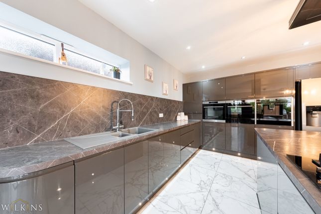 19, Claymills Road, Burton-on-Trent photo 4