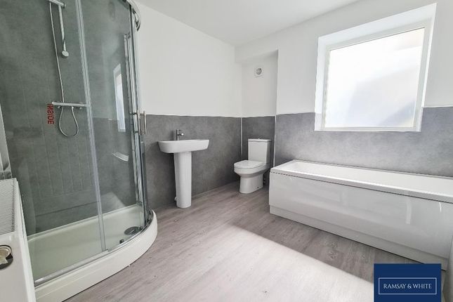 32a, Victoria Street, Dowlais photo 4