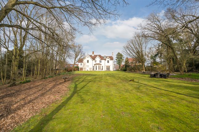 Flat for sale in Watton House, Watton At Stone