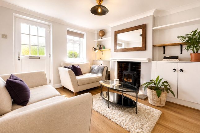 91, Upper Hale Road, Farnham photo 3