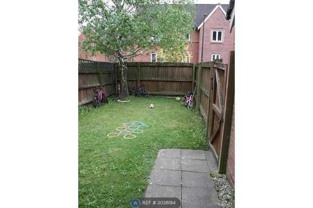 Turnbull Road, West Timperley, Altrincham photo 3