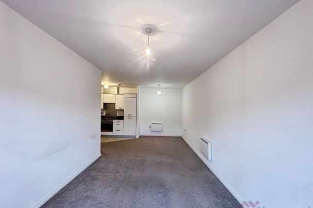 140, Astley Brook Close, Bolton photo 4