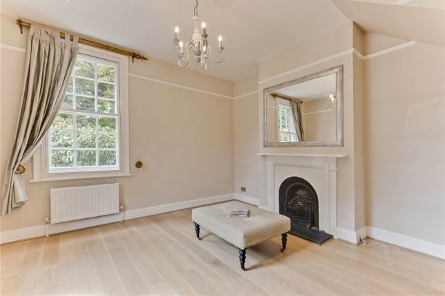 The Lodge, 7, Old Chestnut Avenue, Esher photo 4
