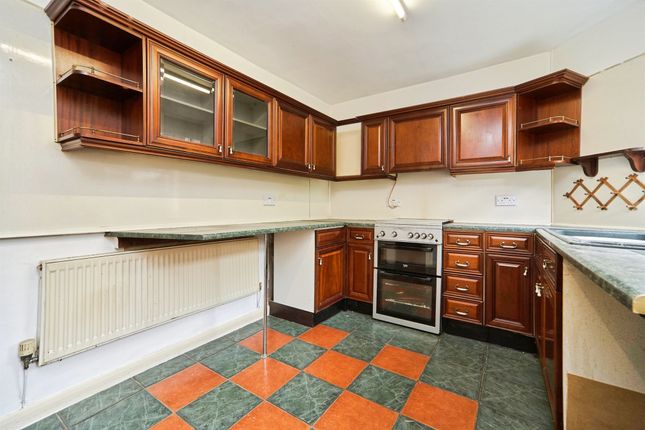14, Sunnymount, Keighley photo 4